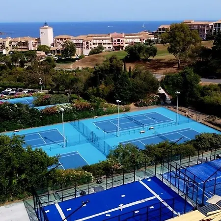 Cap Esterel 2p, Pro Wi-fi, Piscine & Sports Apartment